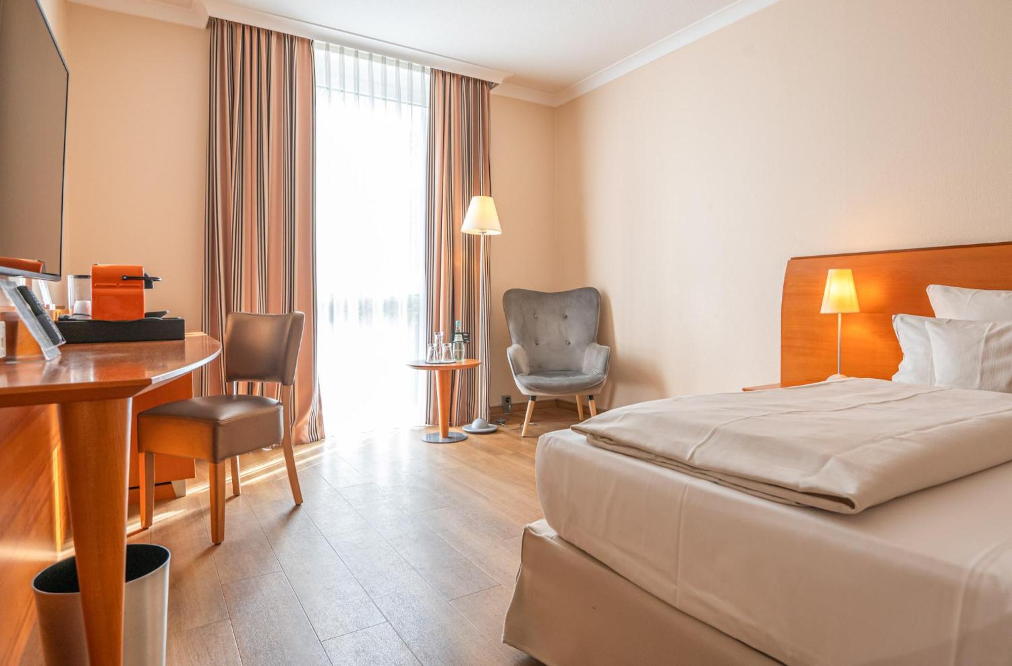 Philero Hotel Koeln Екстериор снимка