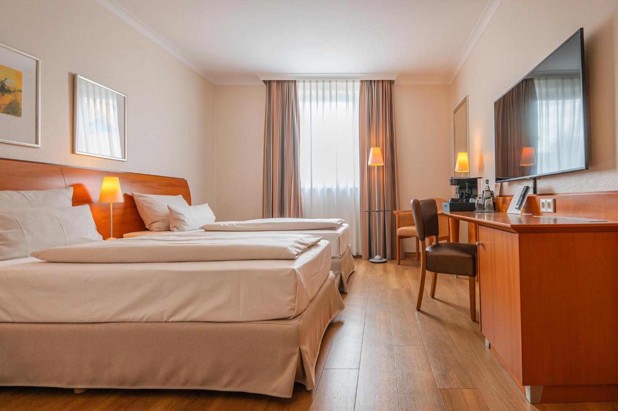 Philero Hotel Koeln Екстериор снимка
